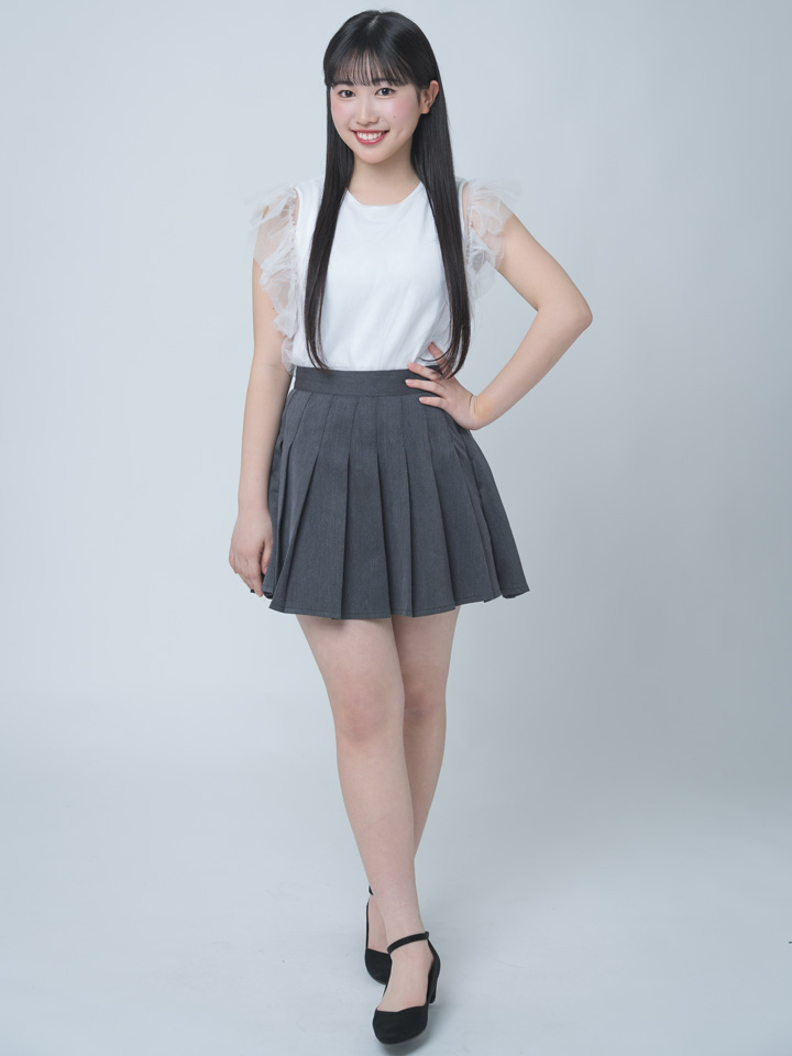 Aoi（前⽥碧⾐）